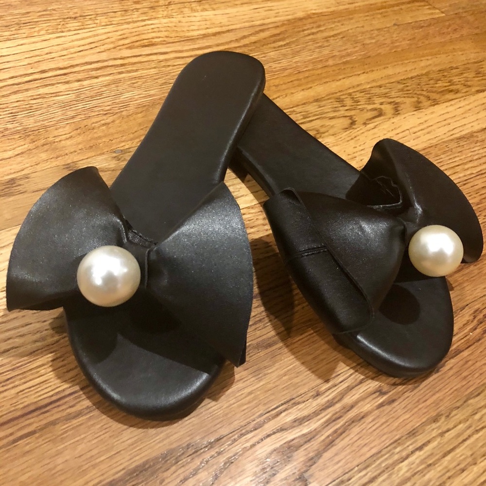 Vintage retro black slides size 9-10
